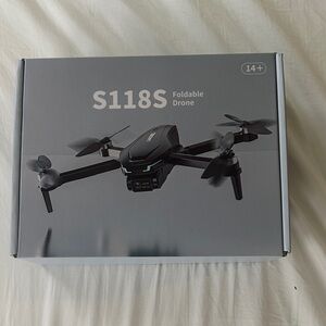 S118S Foldable Drone - Black